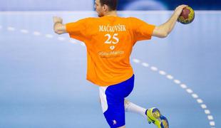 Lepši časi za Mačkovška? Izenačil bundesligaški rekord in zmagal.