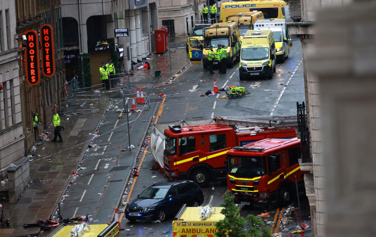 Incident v Liverpoolu | Policija je po incidentu v središču mesta pridržala 53-letnega domačina, ki naj bi vozil avtomobil. | Foto Reuters