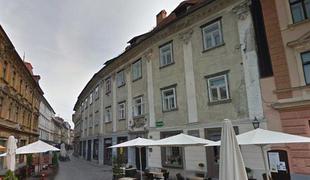 Stanovanje v Stari Ljubljani za 70 tisočakov prodali edinemu ponudniku