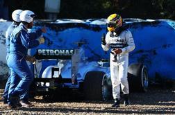 Hamilton na debiju razbil mercedesa, najhitrejši Grosjean