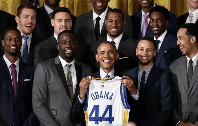 Predsednik ZDA Barrack Obama je košarkarje Golden Stata že sprejel v Beli hiši, potem ko so lani osvojili naslov prvaka. | Foto: 