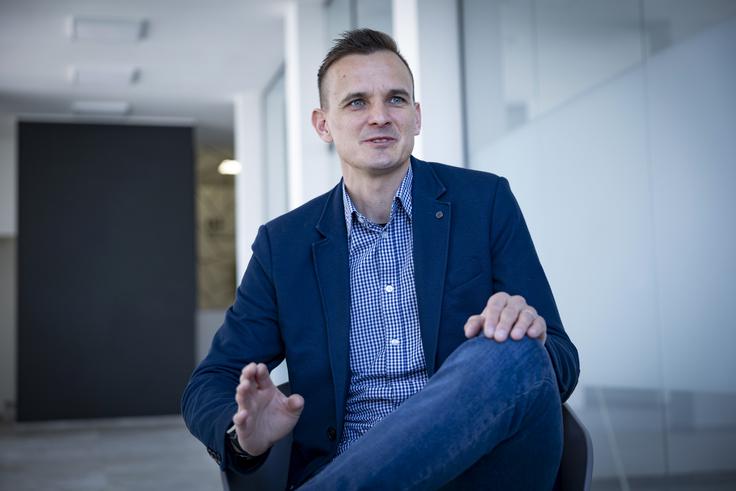 "Glede na tisto, kar sem kazal na treningih, bi na tekmah moral doseči več, pa nisem. Enostavno nisem imel glave za tekmovanja. Če karikiram, lahko rečem, da sem na treningih postavljal svetovne rekorde, za tekmovanja pa enostavno nisem imel prave glave." | Foto: Ana Kovač