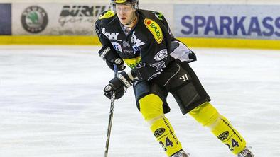 David Slivnik ostaja med ''buldogi'' 