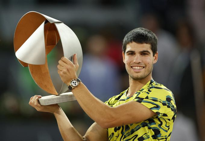 Carlos Alcaraz je po novem prvi lopar svetovnega tenisa. | Foto: Reuters
