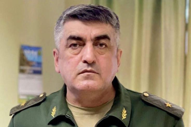 Generapodpolkovnik Esedula Abačev je za svojo vlogo v vojni v Ukrajini prejel zlato zvezdo heroja Ruske federacije, najvišje odlikovanje za zasluge, ki ga lahko podeli predsednik Rusije.  | Foto: Profimedia