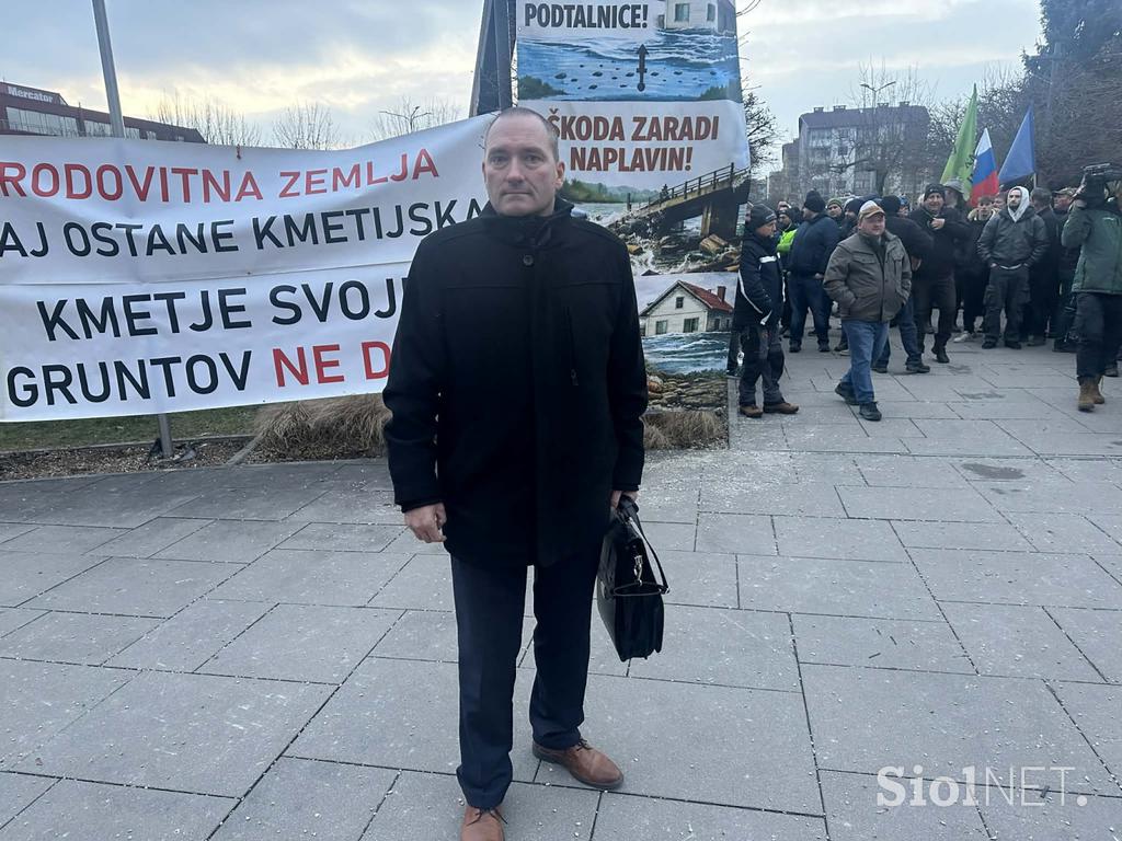 Protest kmetov v Žalcu