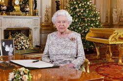 Britanska kraljica v božični poslanici poziva k medsebojnemu spoštovanju
