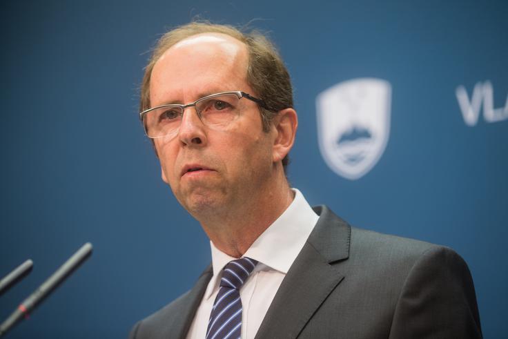 Dušan Mramor, nekdanji minister za finance v vladi Mira Cerarja, se je Varufakisu vtisnil v spomin. | Foto: Bor Slana