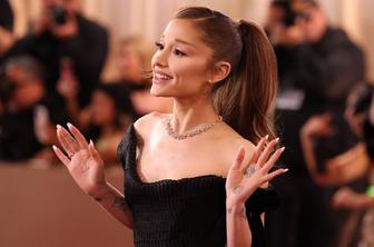 Ariana Grande sporočila, da se umika iz javnosti