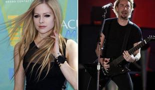 Avril Lavigne je zaročena s pevcem skupine Nickelback