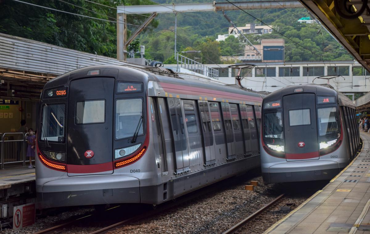 Kitajska, vlak | Kaj natančno so delali delavci na tirih, še ni znano. Fotografija je simbolična. | Foto Shutterstock