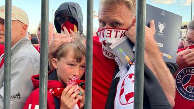 Zvezdnik Liverpoola zbodel Uefo in se čudil zapletu prijatelja z vstopnico