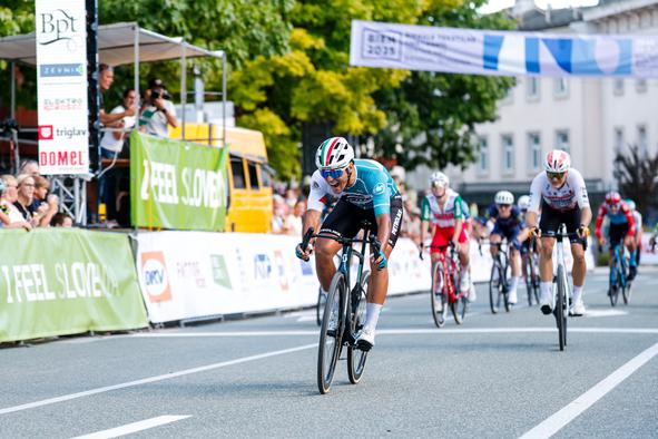 Brez slovenskega uspeha v Kranju, zmaga Mehičanu Prietu