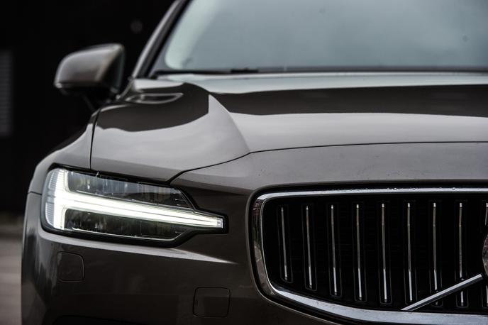 Volvo V60 T6 AWS inscription | Vključeni bodo modeli S60, S80, S90, V40, V60, V70, V90, XC60 in XC90, ki so jih izdelovali od leta 2014 naprej. | Foto Gašper Pirman