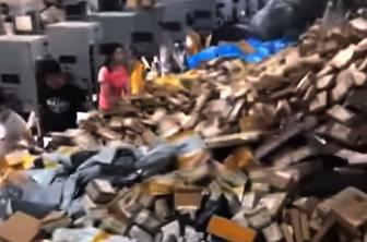 Ste dobili zmečkan paket? Ta videoposnetek pokaže, zakaj.
