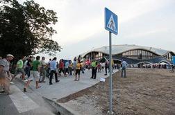 Za delovanje Stožic 2,5 milijona evrov