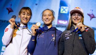 Dekle slovenskih korenin, ki piše zgodovino: zdaj še prva svetovna prvakinja v olimpijski kombinaciji