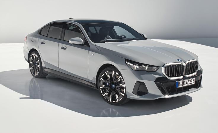 BMW serije 5 in i5 | Foto: BMW