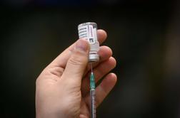 Potrjeno: dva odmerka cepiv Pfizer in AstraZeneca učinkovita proti različici delta