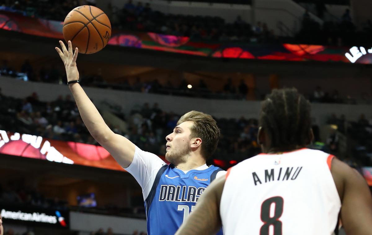 Luka Dončić | Luka Dončić se je po težavah s kolkom vrnil in že bil ključni mož Dallasa pri novi zmagi. | Foto Getty Images