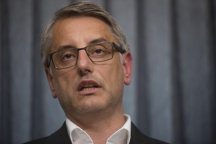 Vodja poslancev SD Matjaž Han je opozoril, da je v partnerstvu potrebno prevzeti tudi odgovornost. | Foto: Matej Leskovšek