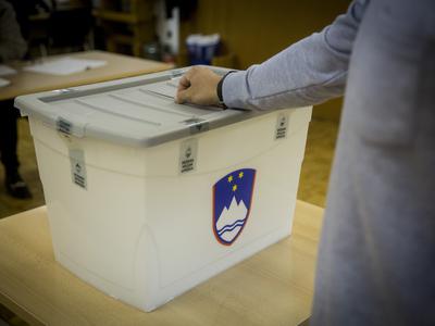 Predsednica Pirc Musar bo parlamentarne volitve razpisala za 22. marec