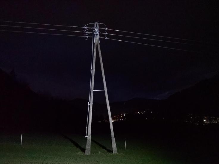 To je del daljnovoda, ki ga je oplazilo letalo slovenske vojske Pilatus. Pilot ga je oplazil nad reko Dravo. | Foto: Samanta Gomboc