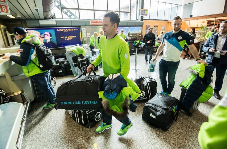 Takole se je proti Aziji odpravil član trenerskega štaba, nekdanji reprezentančni vratar Gaber Glavič, ki v izbrani vrsti bedi nad vratarji. | Foto: Morgan Kristan / Sportida