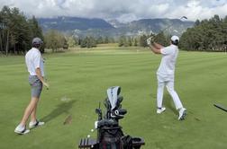 Luka Dončić s soigralci veslal in igral golf na Bledu