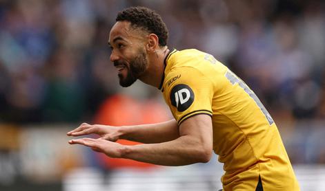 Manchester United predstavil prvo okrepitev
