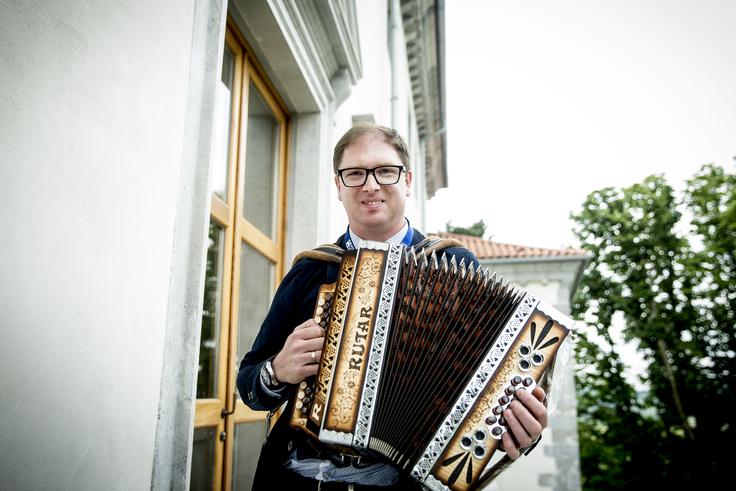 "Imamo dobre sosede in zelo močno slovensko društvo v vasi. Lepo so nas sprejeli." | Foto: Ana Kovač