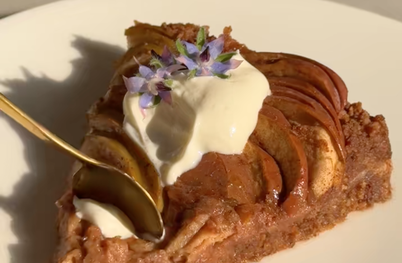 Imamo recept za jabolčno pito, ki jo lahko jeste brez slabe vesti