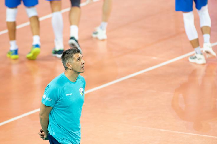 Je srbski strokovnjak res obupal nad slovenskimi fanti? | Foto: Urban Urbanc/Sportida