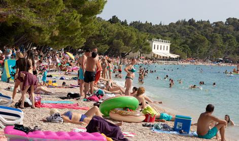 Hrvatom letos kaže slabše kot lani