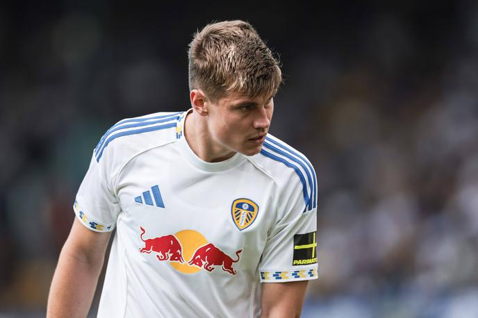 Jaka Bijol | Jaka Bijol je svoj edini nastop v dresu Leeds Uniteda vknjižil v angleškem ligaškem pokalu, v angleškem prvenstvu pa greje klop. | Foto Guliverimage