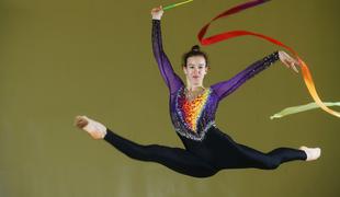 Slovenska ritmična senzacija, ki se bori za nastop na olimpijskih igrah