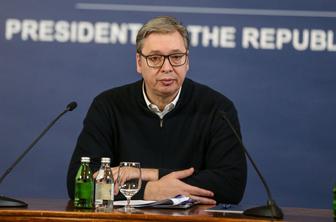 Srbija ostala brez surove nafte, Vučić o tem obvestil državljane