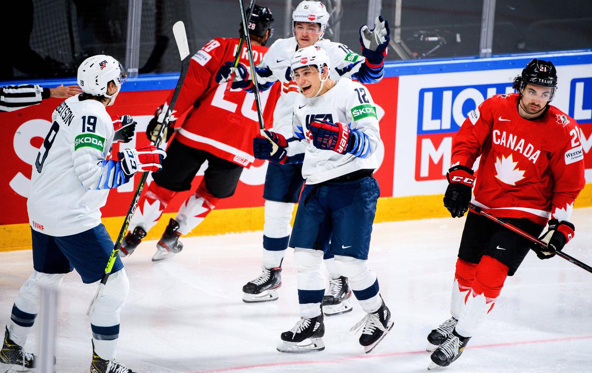 ZDA Kanada SP v hokeju 2021 Riga | Američani so na večerni tekmi s 5:1 odpravili Kanado. Tako visoko je na SP niso premagali še nikoli. Kanadčani so po dveh tekmah še brez zmage. | Foto Guliverimage