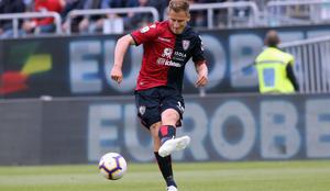Cagliari brez pomoči Birse remiziral, Fiorentina porazila Milan