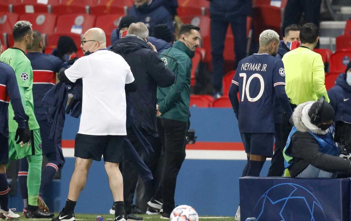 Sebastian Coltescu | Uefa je sporočila, da sta oba romunska sodnika v preiskavi. | Foto Reuters