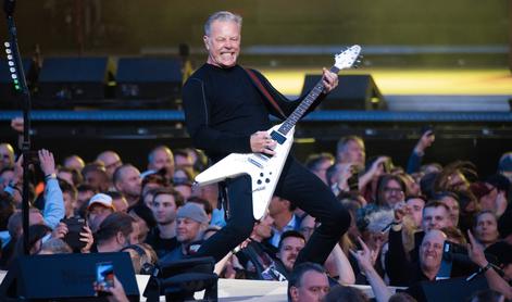 Metallica z novim albumom napovedala tudi svetovno turnejo