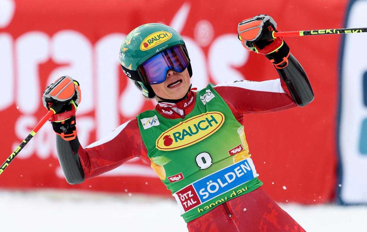 Julia Scheib | Julia Scheib je bila v prvi vožnji razred zase, v drugi pa zadržala prednost. | Foto Reuters