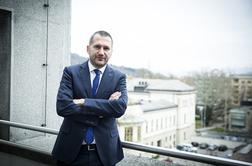 Vlada: Meje pristojnosti senata KPK pod vprašajem