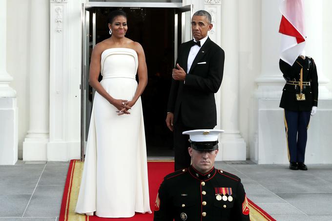 Za Michelle dela kar 25 ljudi. | Foto: Getty Images