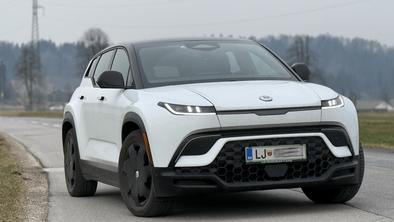 Velika redkost, imata pa ga že dva Slovenca: to je SUV bankrotiranih Američanov