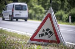 Britanec v Sloveniji vozil po levi strani ceste in povzročil nesrečo