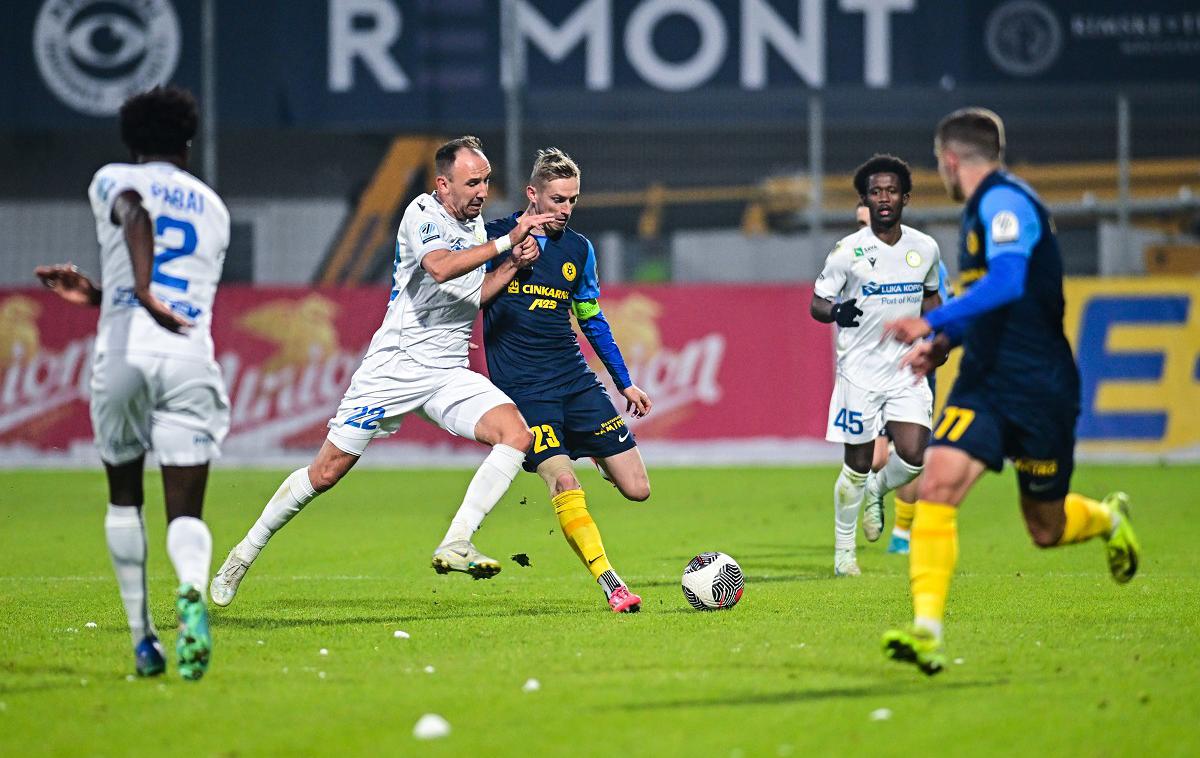 Celje Koper | Denis Popović je prvič gostoval v Celju po letošnjem odhodu in s Koprom ostal brez točk (0:1). | Foto Aleš Fevžer