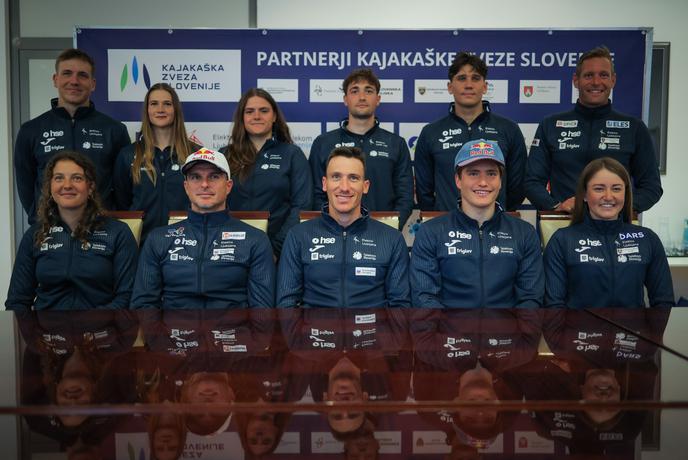 Kajakaši in kanuisti v Pariz po nove kolajne #video