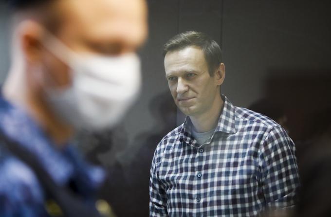 Panarin podpira Navalnega, Nazorov pa Putina. | Foto: Reuters