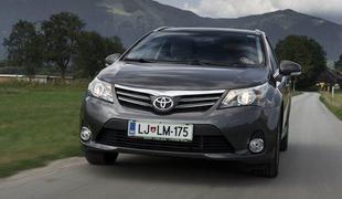 Toyota avensis wagon 2,2d